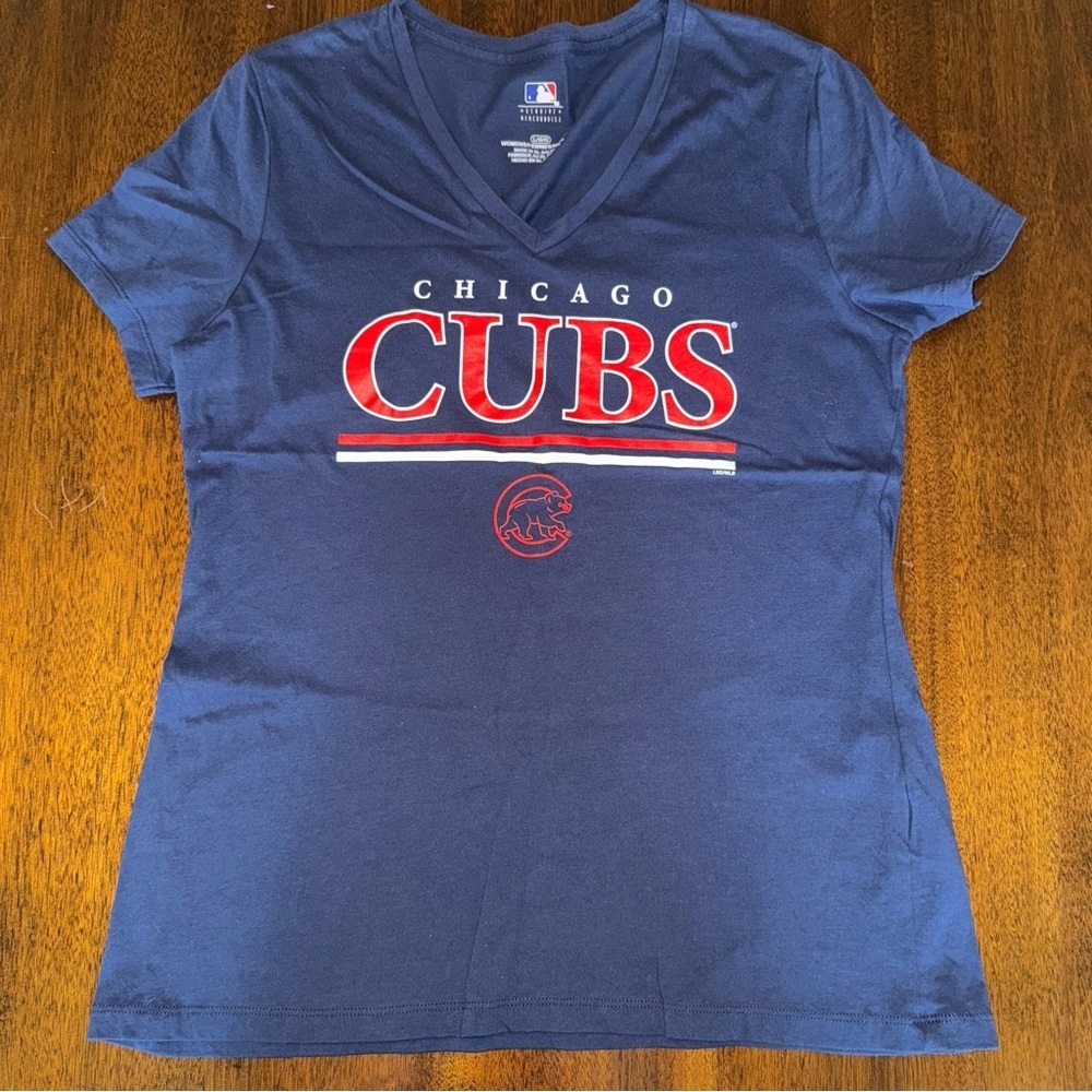 Chicago Cubs Women’s Short Sleeve V Neck Navy Blue Shirt Size Large MLB